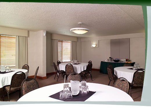 Wingate Fargo meeting room with conference table setup